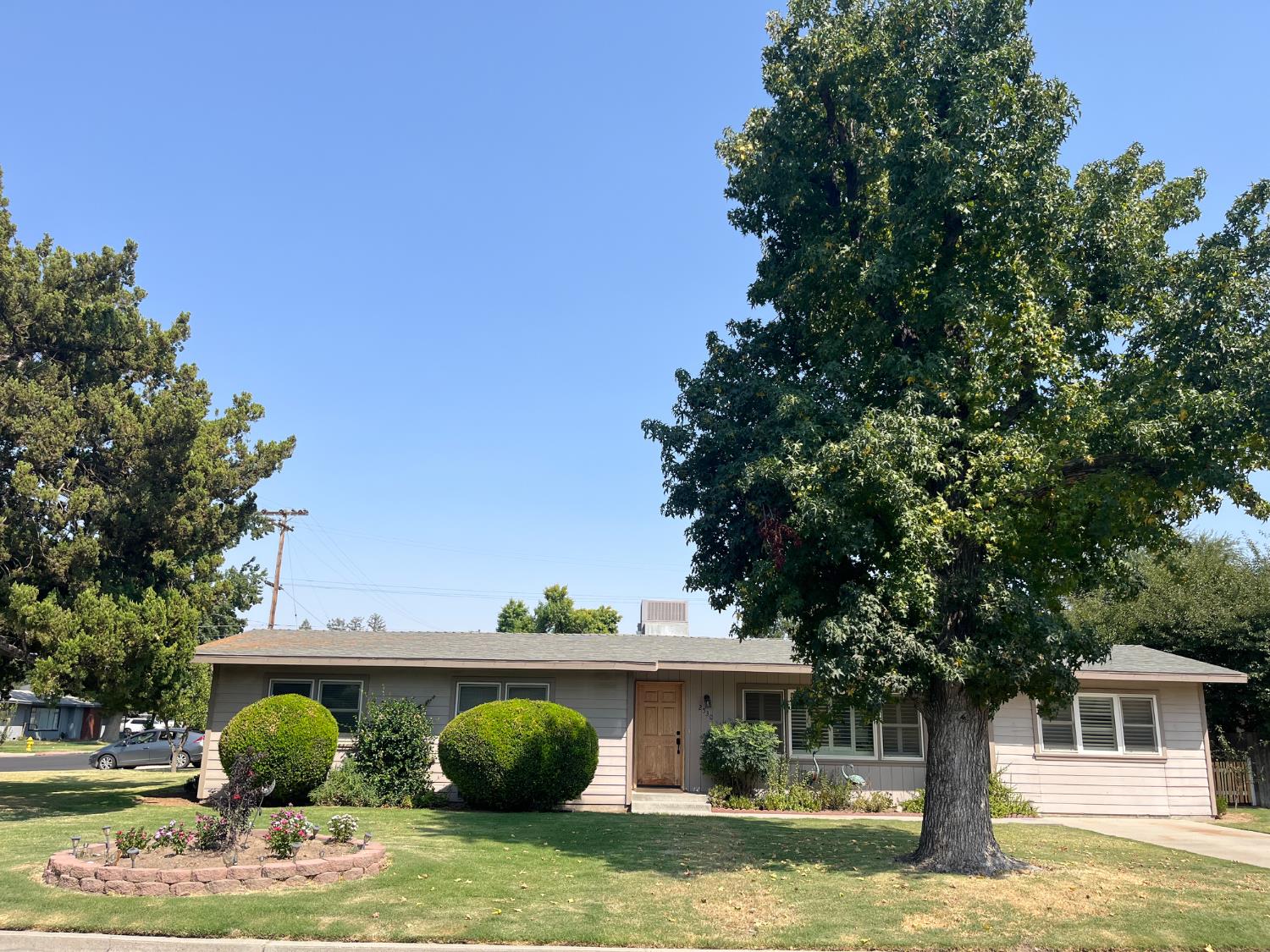 2530 17Th Ave