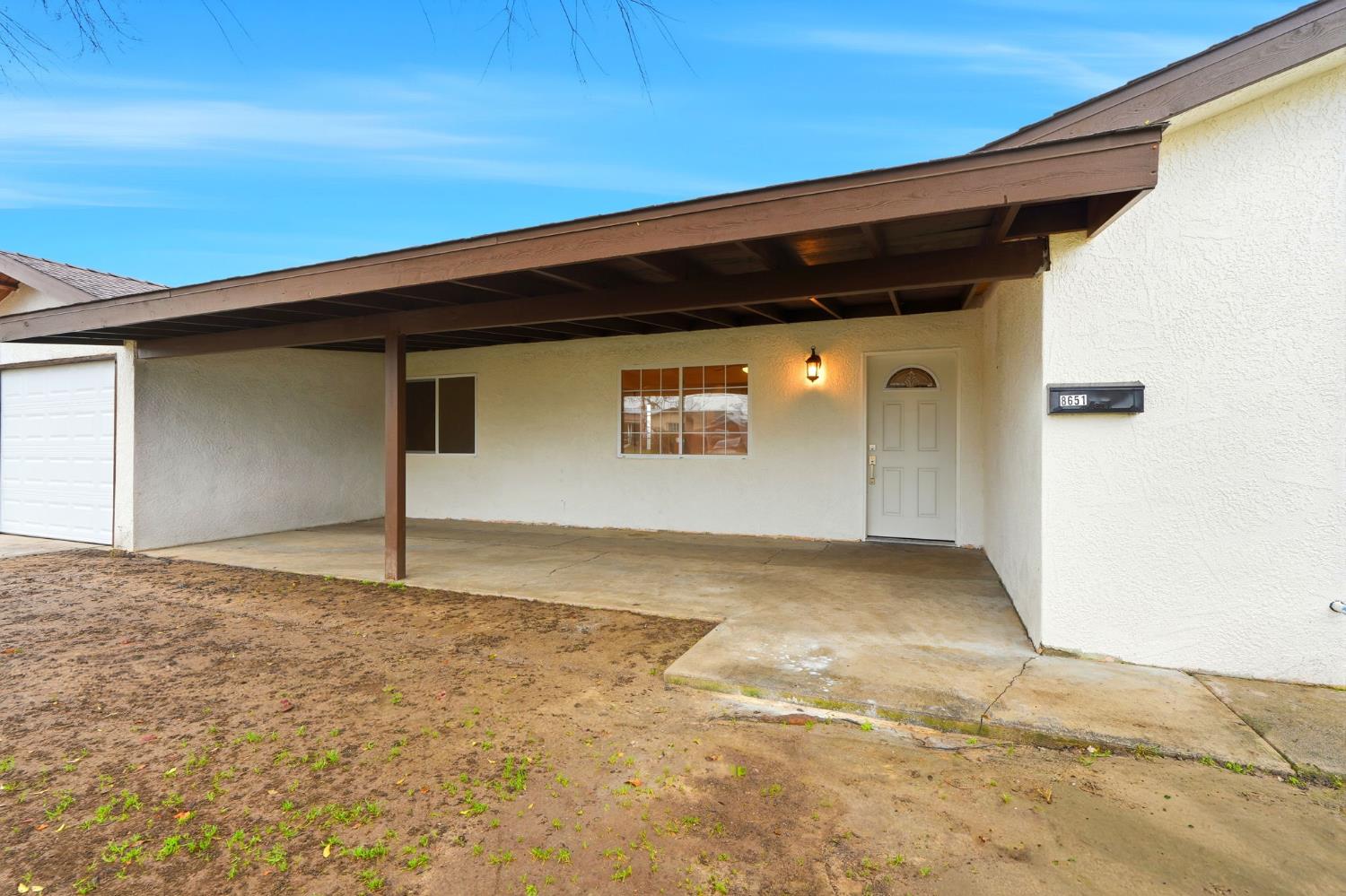 8651 E Khan St, Selma, CA 93662