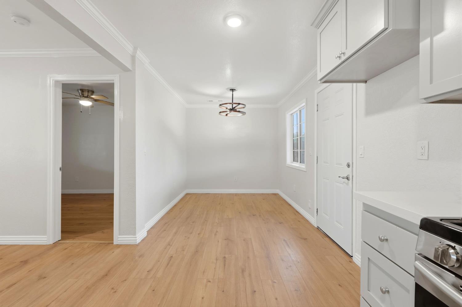 8651 E Khan St, Selma, CA 93662