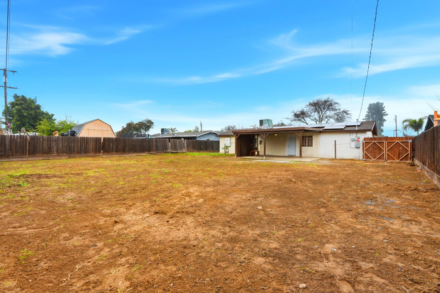 8651 E Khan St, Selma, CA 93662